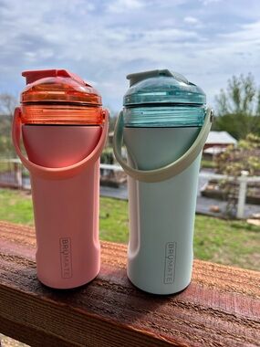 Brumate multishakers